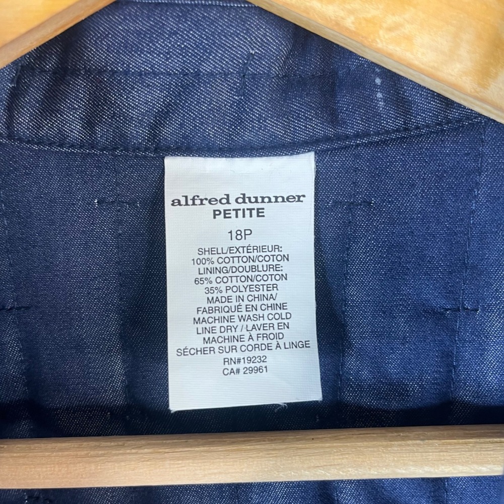 Alfred Dunner Quilted Jacket Women 18P Navy Blue Yellow Patchwork Floral Open - Picture 2 of 7